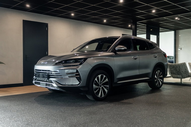 Vehicle Image 35