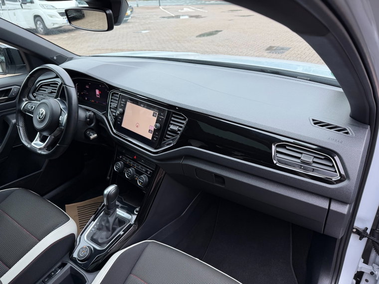 Vehicle Image 26