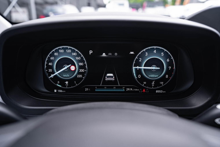 Vehicle Image 21