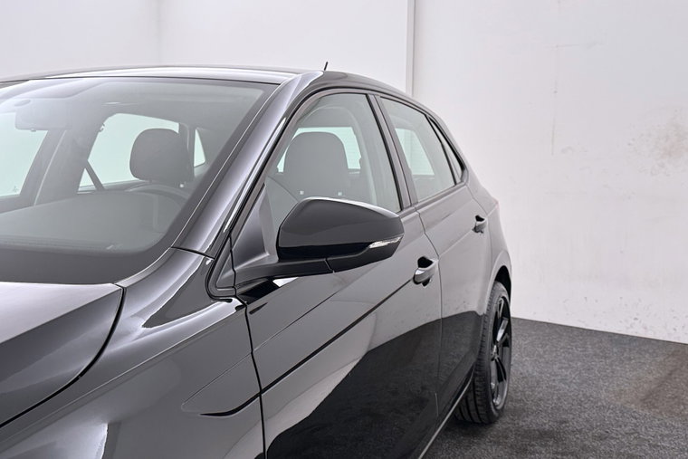 Vehicle Image 37