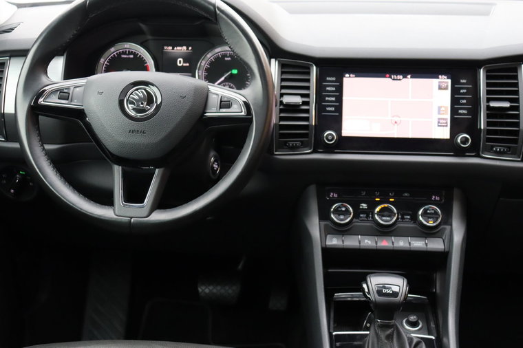Vehicle Image 15