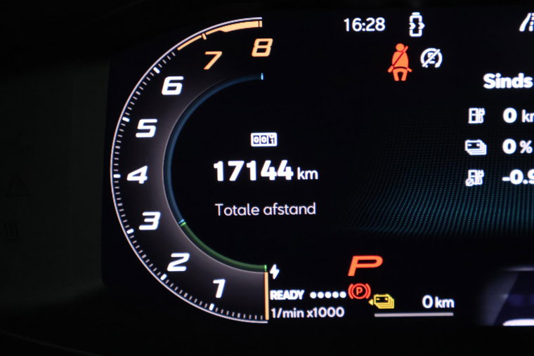 Vehicle Image 38