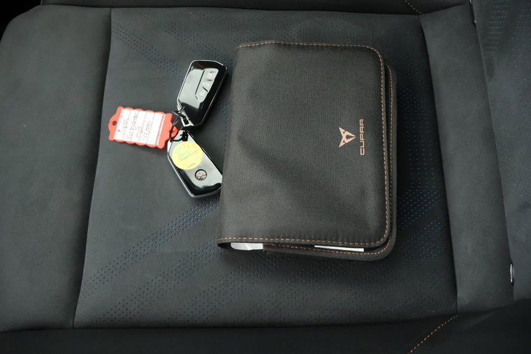 Vehicle Image 39