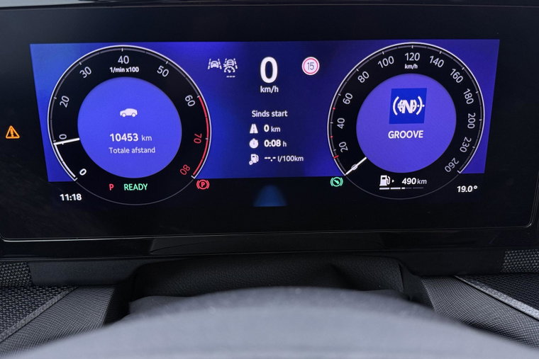 Vehicle Image 19