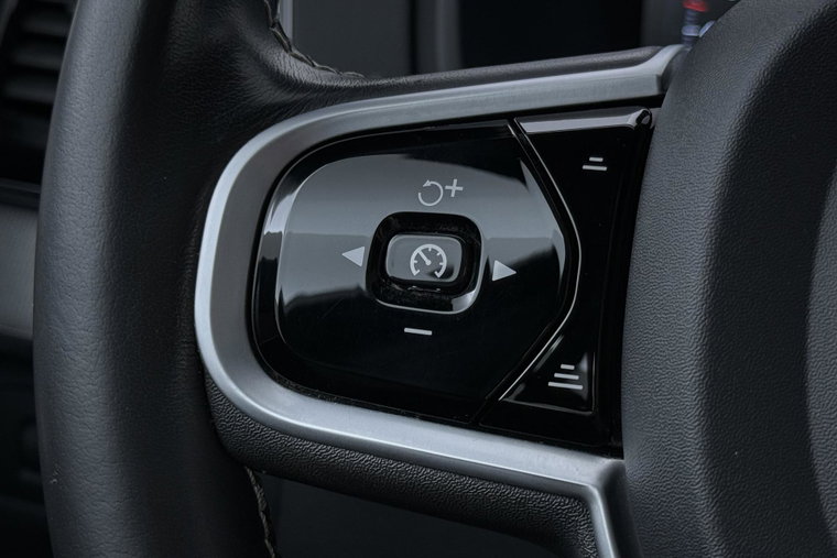 Vehicle Image 41