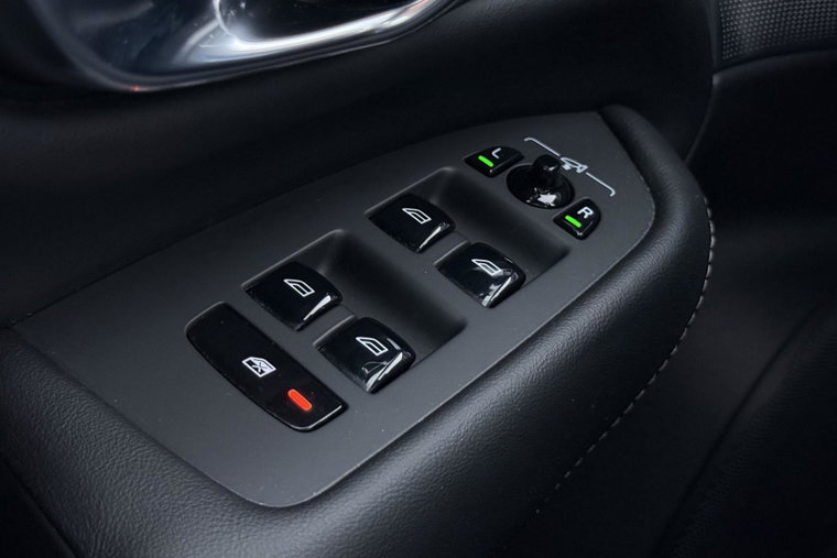 Vehicle Image 45