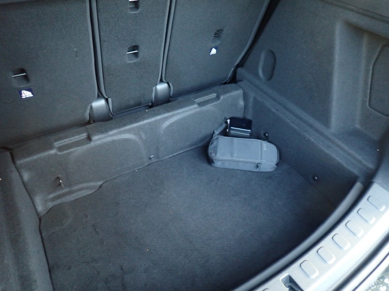 Vehicle Image 30