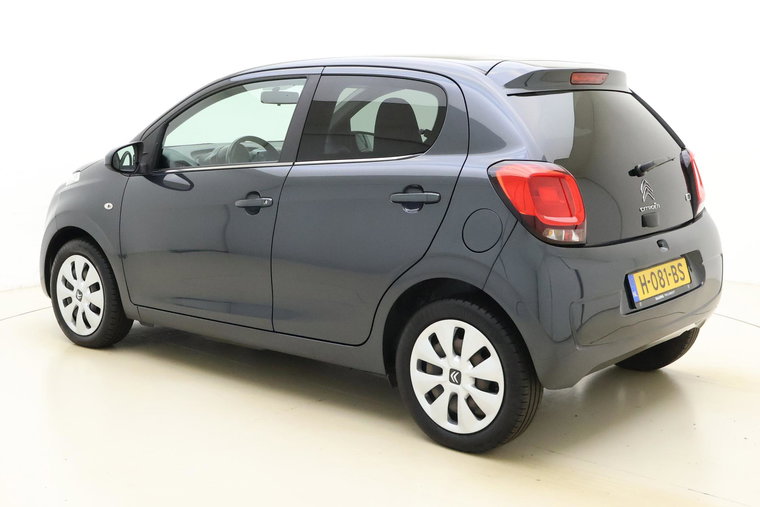 Vehicle Image 4