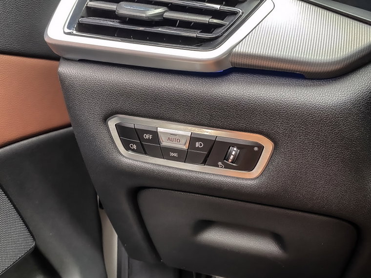 Vehicle Image 60
