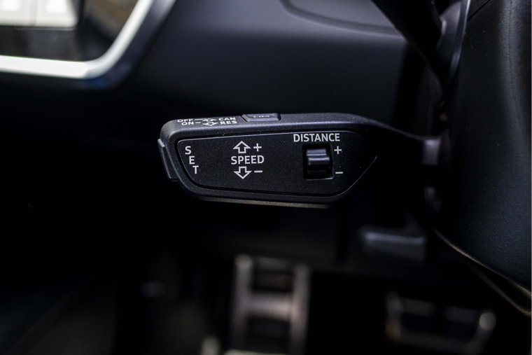 Vehicle Image 48