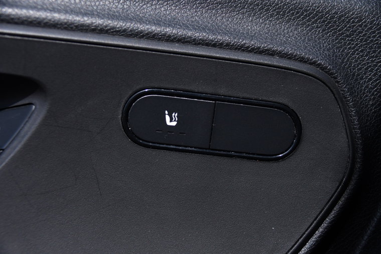 Vehicle Image 26