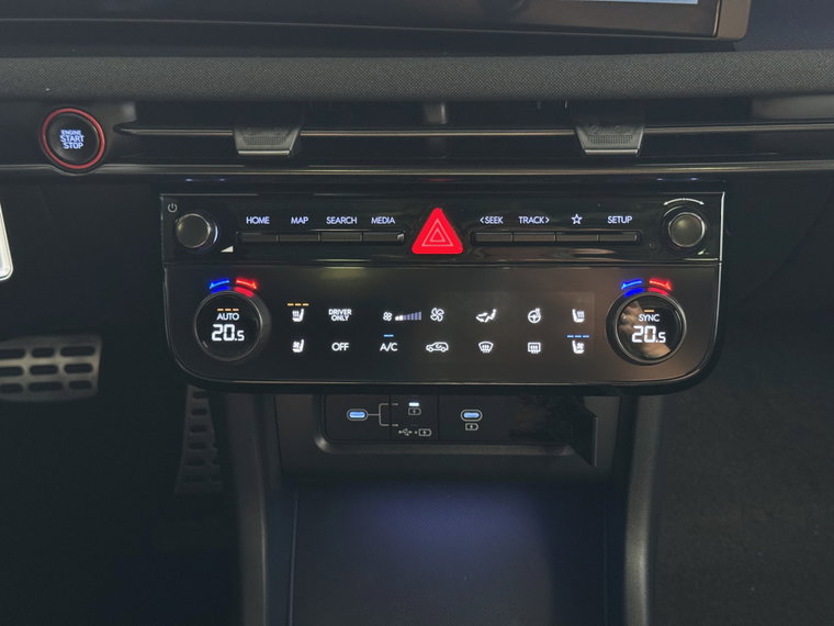 Vehicle Image 32