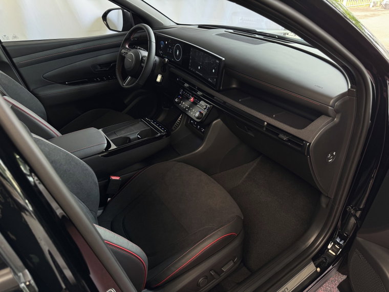 Vehicle Image 35