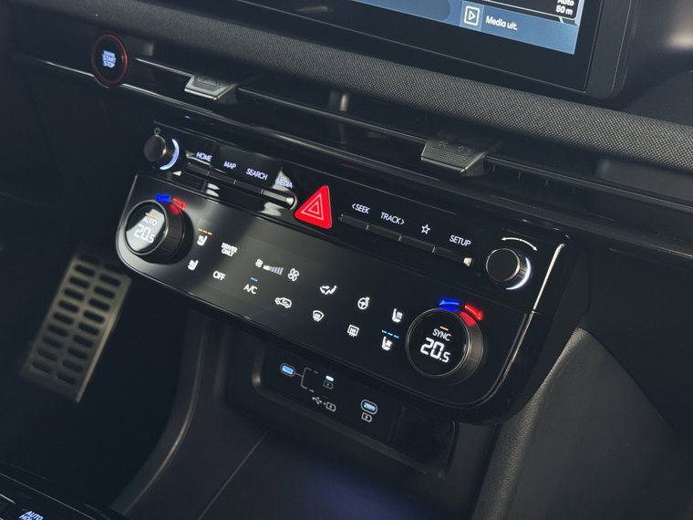 Vehicle Image 41