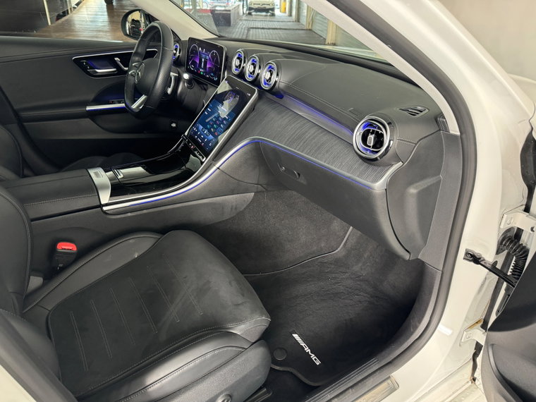 Vehicle Image 39
