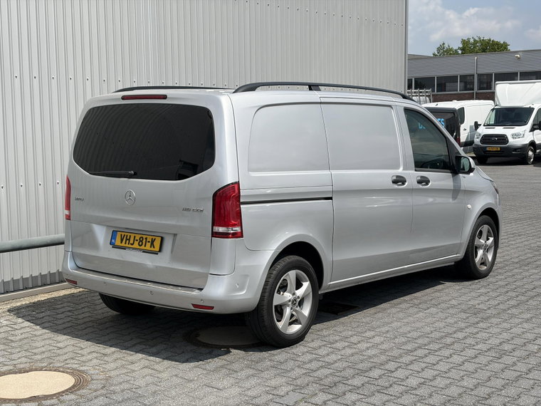 Vehicle Image 29