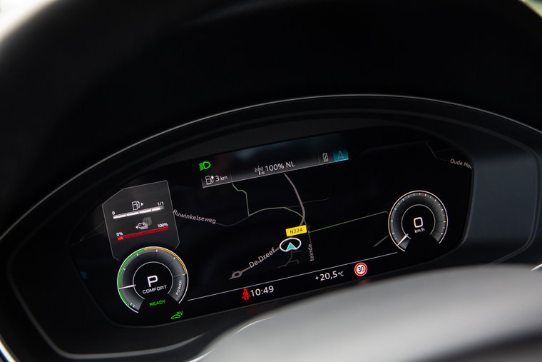 Vehicle Image 12