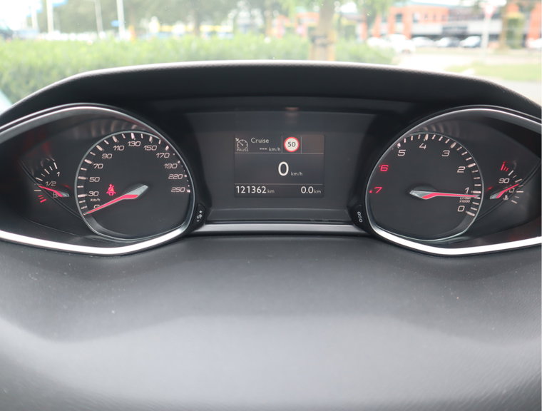 Vehicle Image 26
