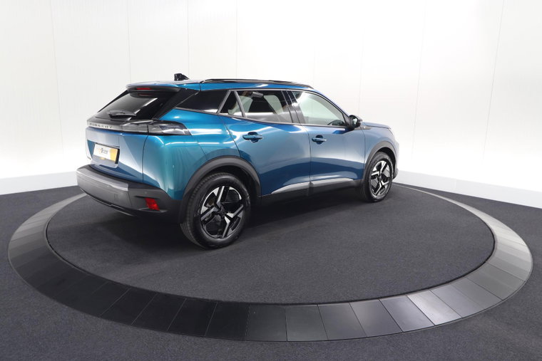 Vehicle Image 36