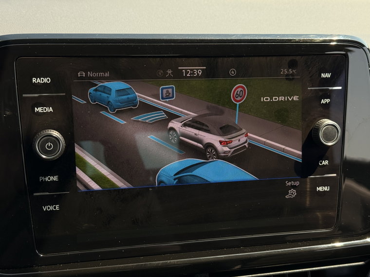Vehicle Image 36