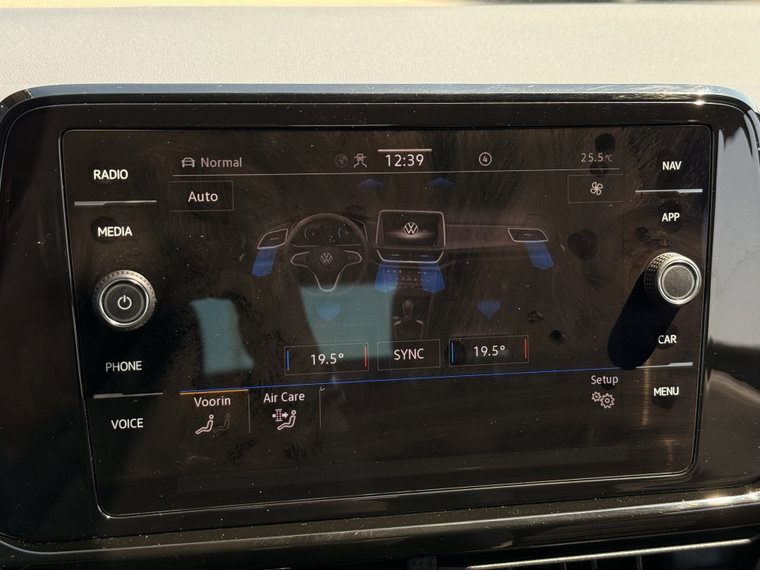 Vehicle Image 37
