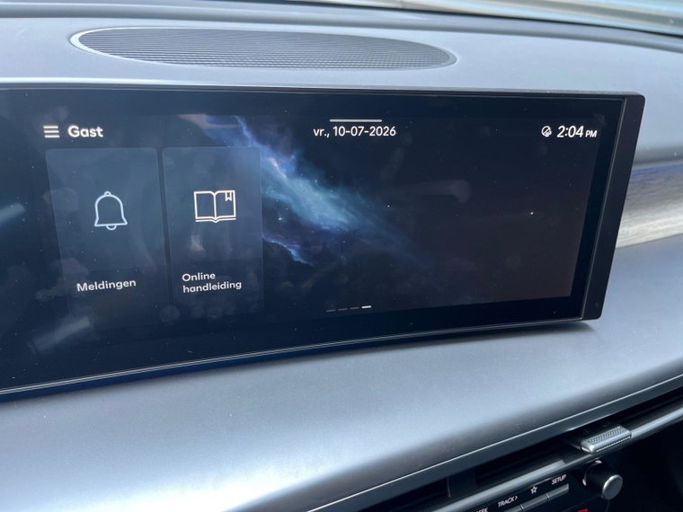 Vehicle Image 35