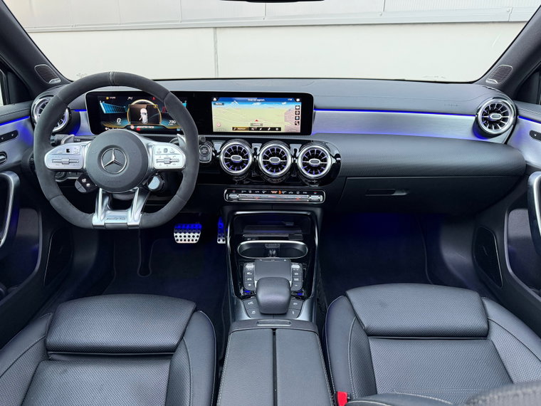 Vehicle Image 23