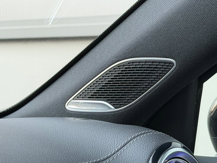 Vehicle Image 27