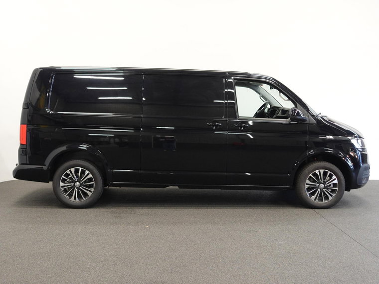 Vehicle Image 40