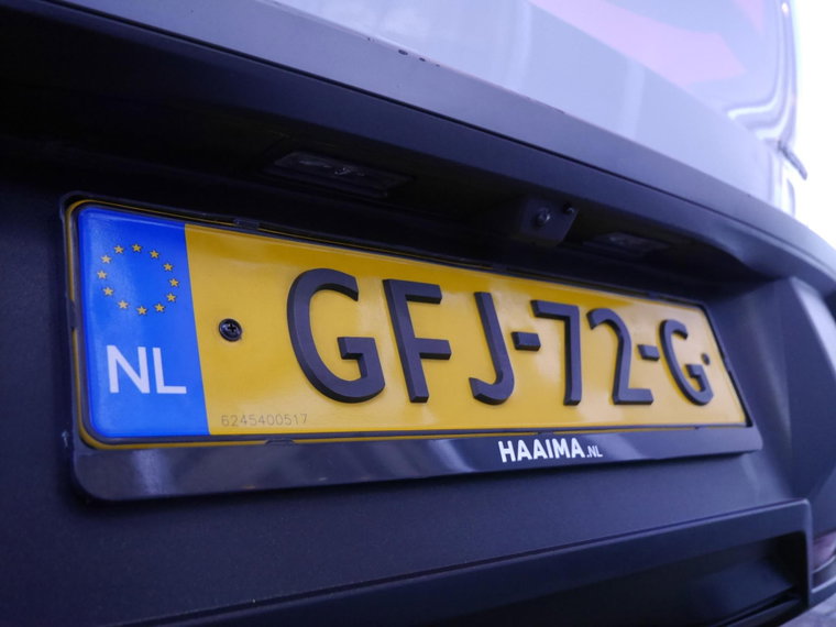 Vehicle Image 37
