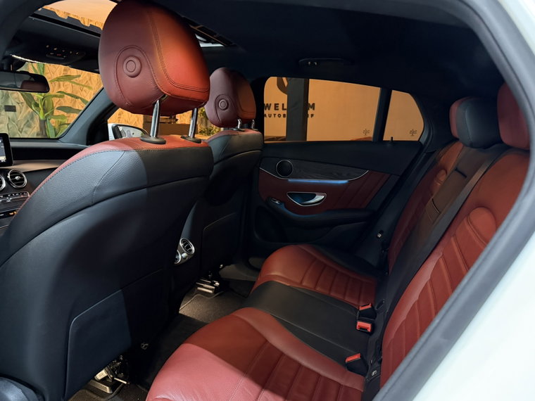 Vehicle Image 40