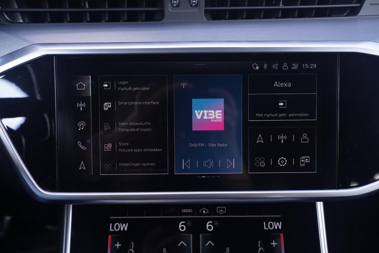 Vehicle Image 36