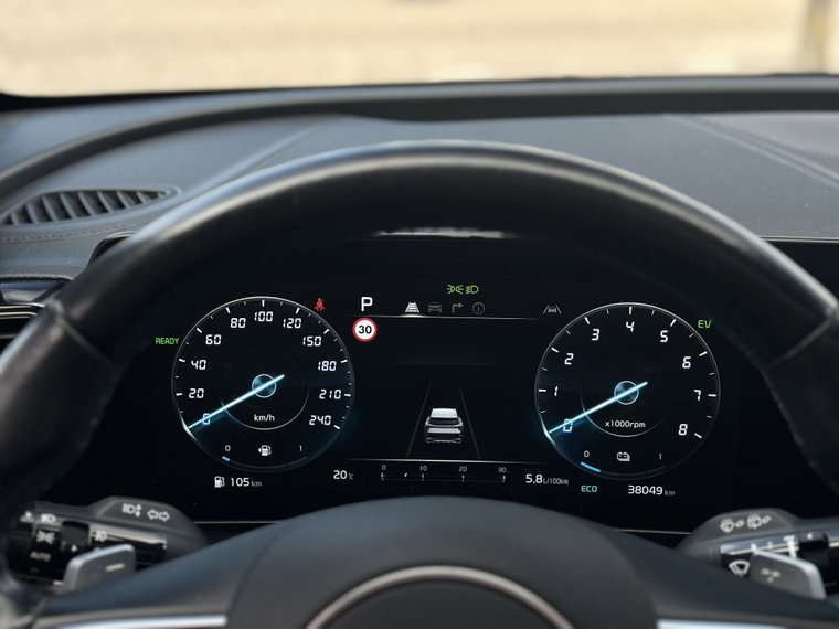 Vehicle Image 28