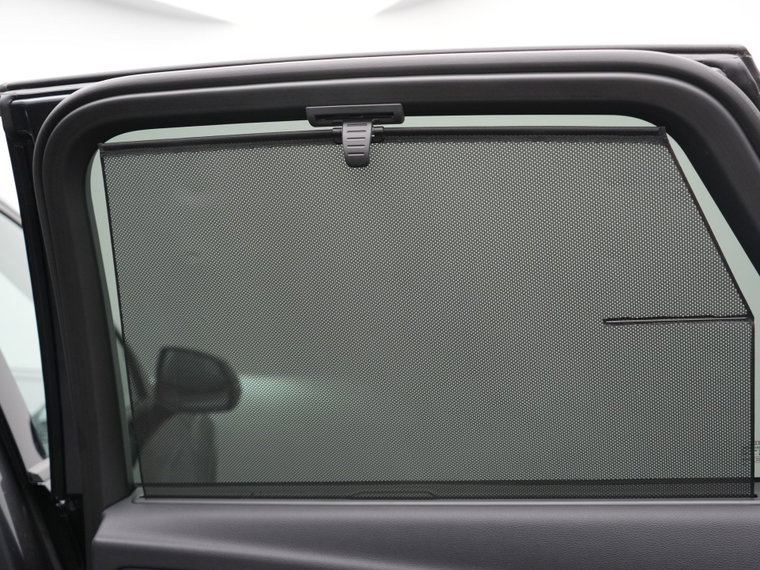Vehicle Image 38