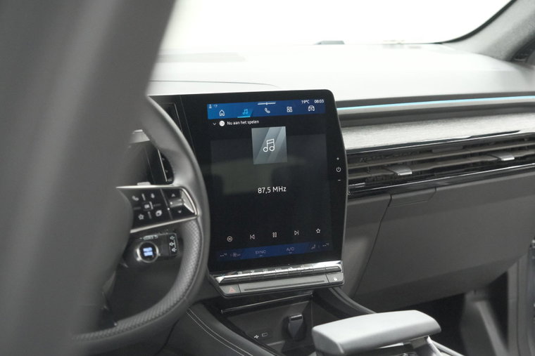 Vehicle Image 53