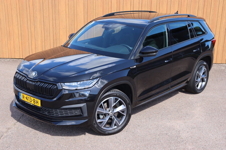 Vehicle Image 6