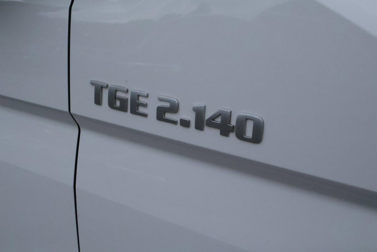 Vehicle Image 33