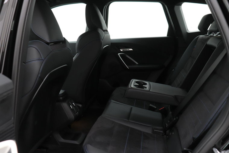 Vehicle Image 39