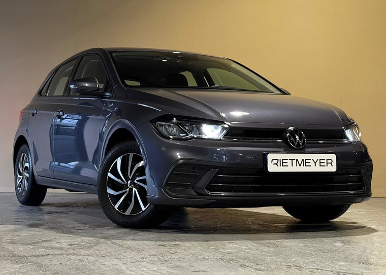 Vehicle Image 8