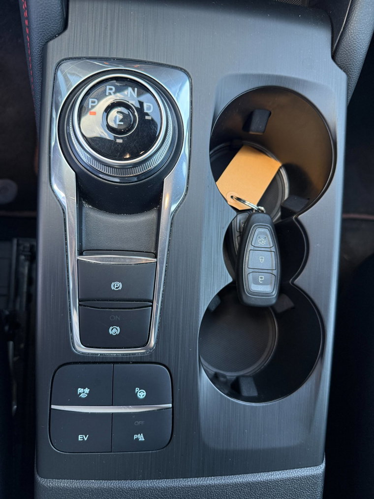 Vehicle Image 21