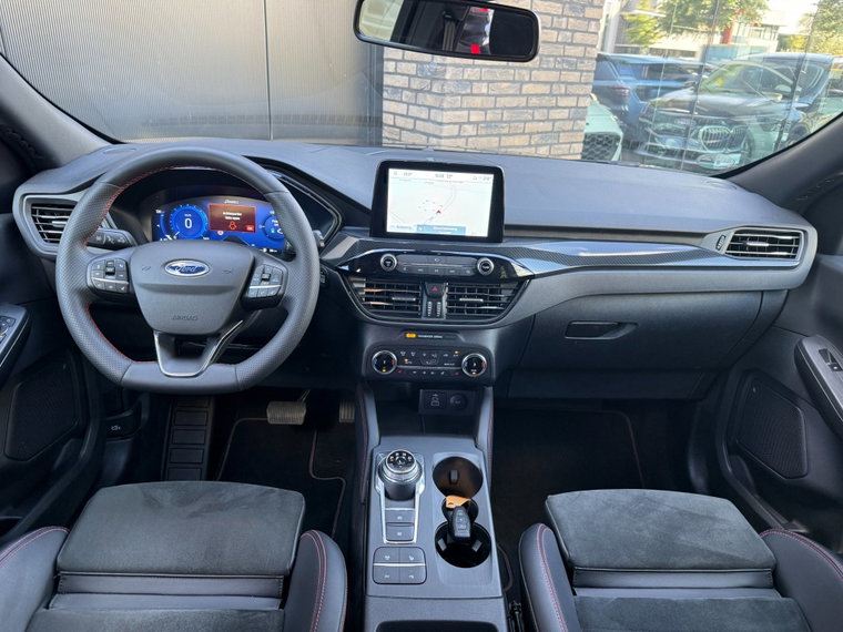 Vehicle Image 26