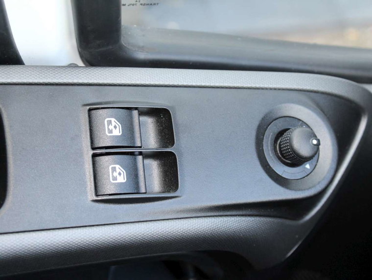 Vehicle Image 26
