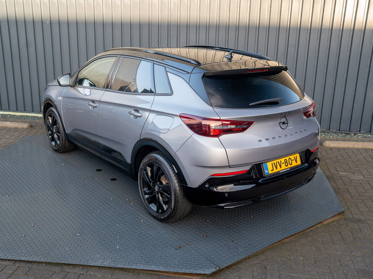 Vehicle Image 41