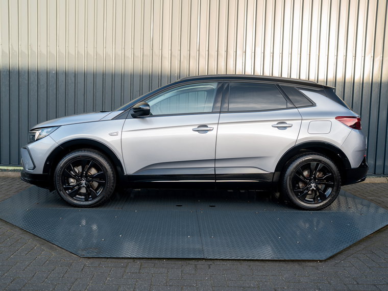 Vehicle Image 45