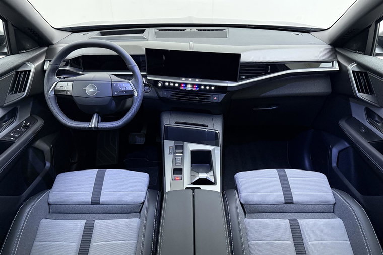Vehicle Image 40
