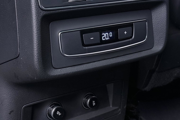 Vehicle Image 48
