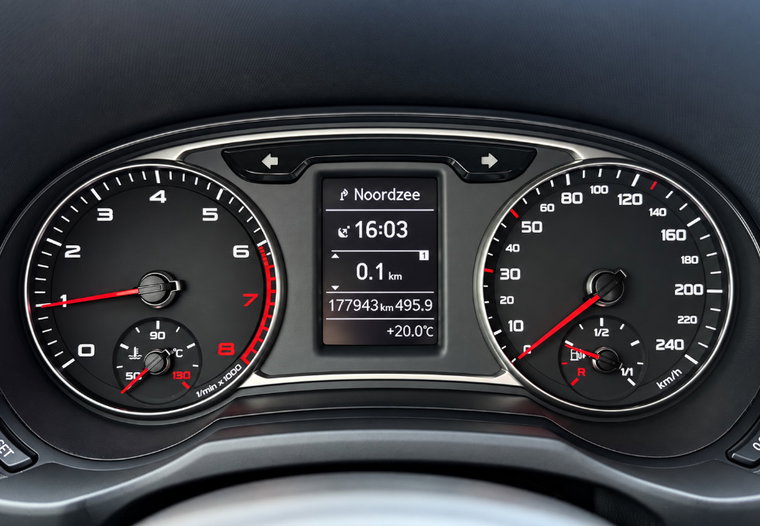 Vehicle Image 15