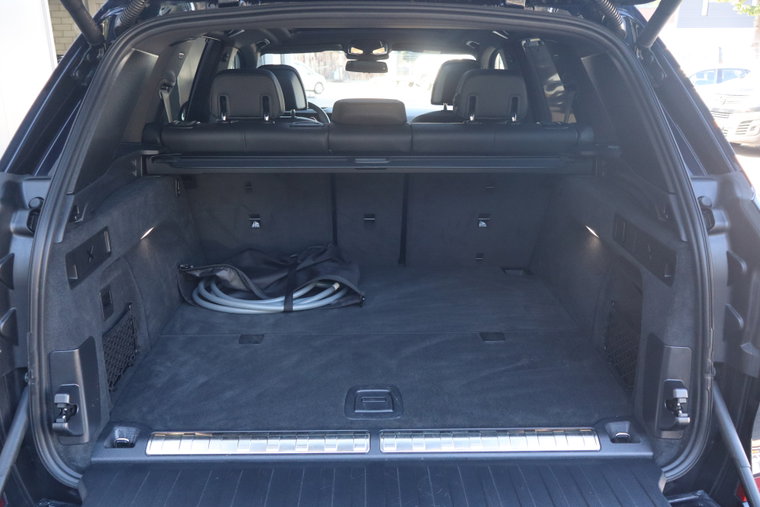 Vehicle Image 38