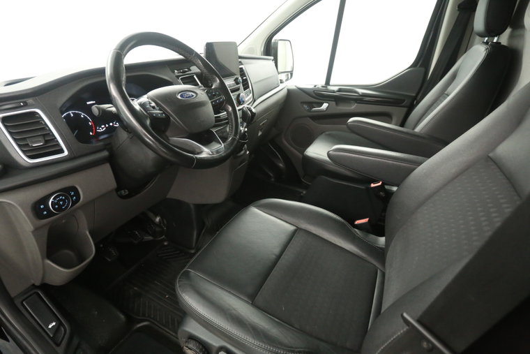 Vehicle Image 22