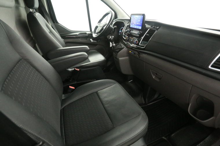 Vehicle Image 23